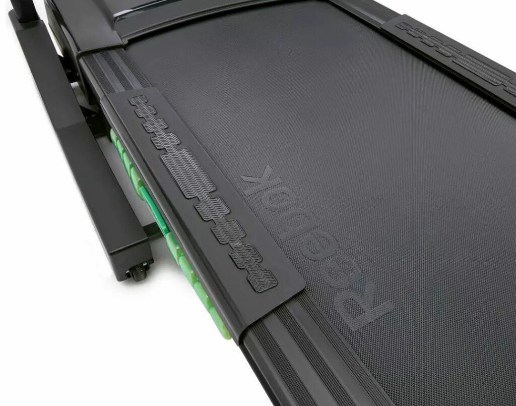 Reebok Jet 200 Treadmill runing-deck