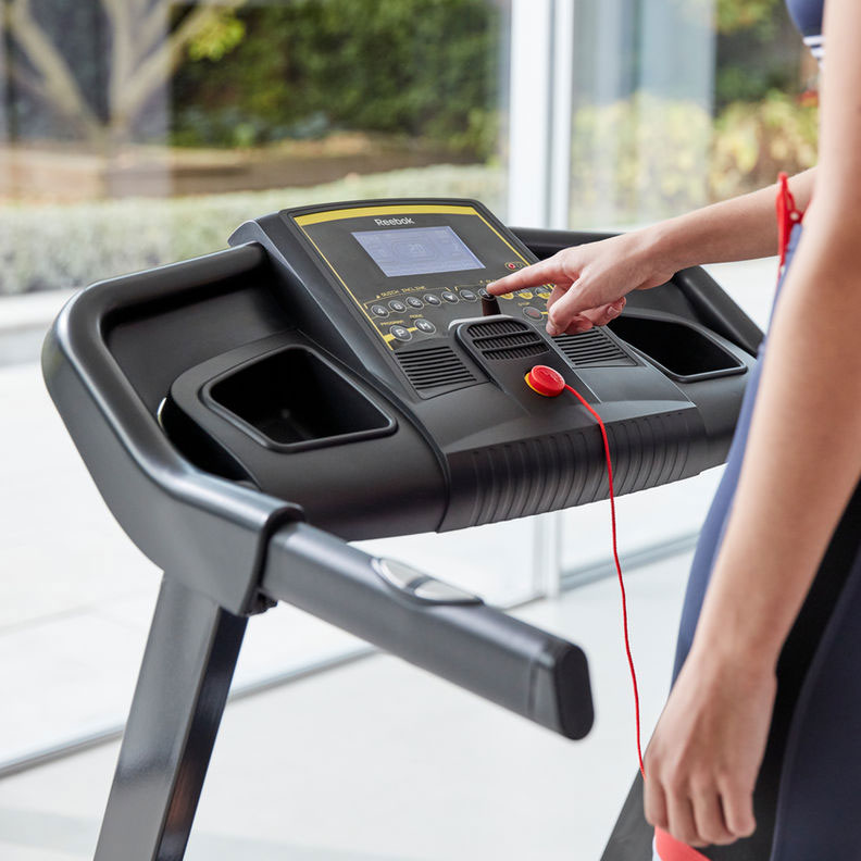 Reebok One GT30 Treadmill click